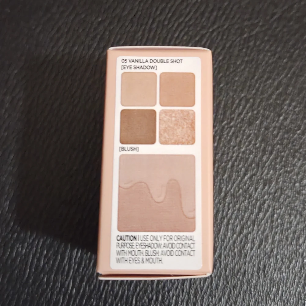 Juy 4th SALE- I'M MEME Multi Cube 4 Eyeshadow & 2 Blush Colors